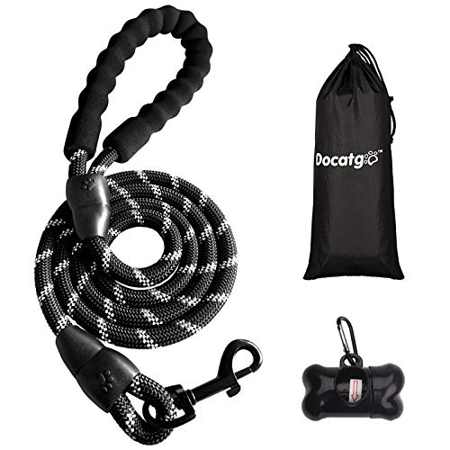 Docatgo Correa de Perro Cuerda Collar,1,5m Correr Adiestramiento Correas Antitirones Extensibles Cuero Nylon con Acolchado Cómodo,Roscas Altamente Reflectantes para Perros Grandes y Medianos (Negro)